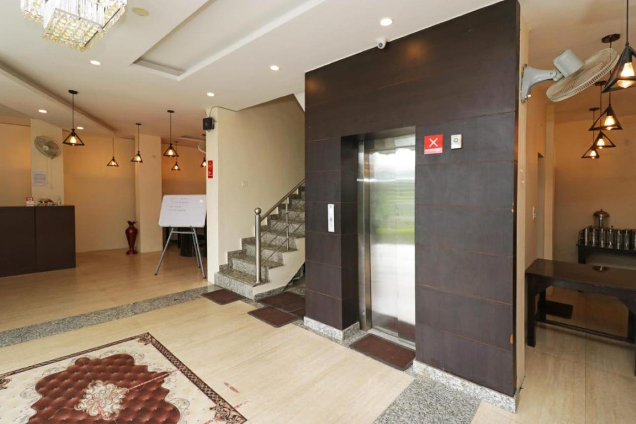 Hotel Mirage Residency - Hill View Hotel In دارامشالا المظهر الخارجي الصورة
