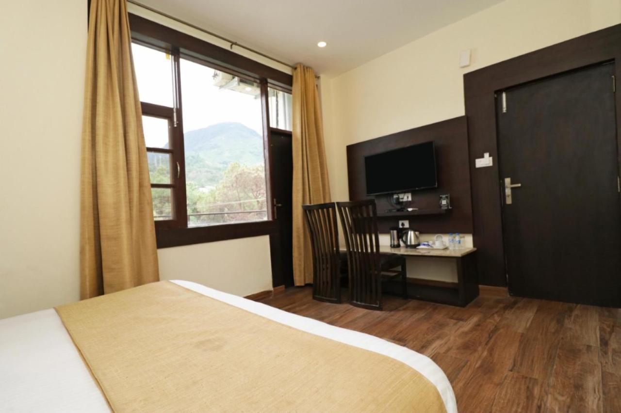 Hotel Mirage Residency - Hill View Hotel In دارامشالا المظهر الخارجي الصورة